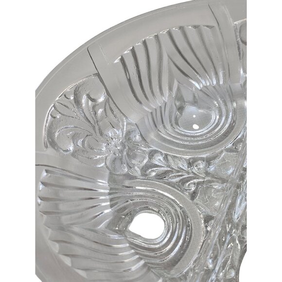 Vintage Clear Pressed Glass Divided Relish Dish With Ornate Design & Handle - Picture 5 of 5